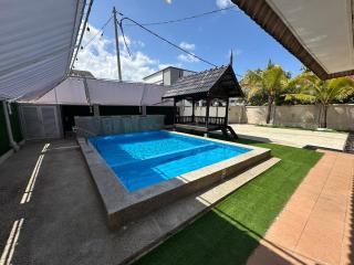 Mawar 23 Chendering with Private Pool - 7