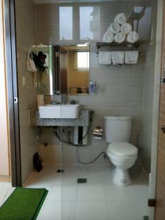 The Florence Condo McKinley Hill - 3