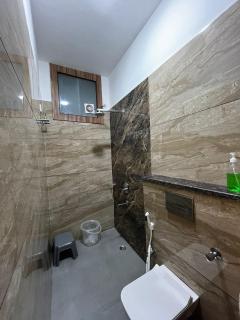 Taj Belleza Vista Near Taj East Gate Metro - 3