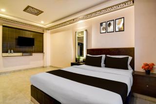 Townhouse Belgharia Railway Station Kolkata Formerly BN Palace - 9