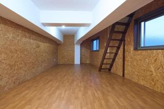 恵比寿四丁目 - 1