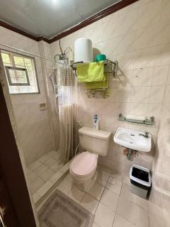 Baguio Transient Villa with Balcony & Fireplace - 8