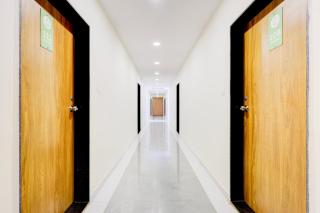 Hotel O RamdevGarh Resort - 9