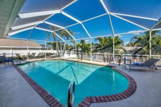 CoralVilla Sarasota - perfect for boaters, with pool & outdoor kitchen - 8