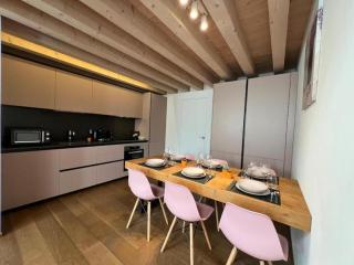 Riccati Loft, Historic Center Apartment, 2BR 2BA Lift - 3