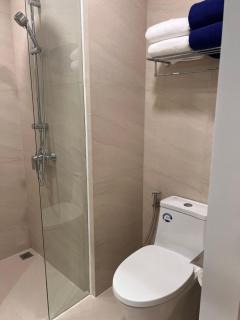 Two-Bed Apartment with Terrace in Skypark, Laguna - 6