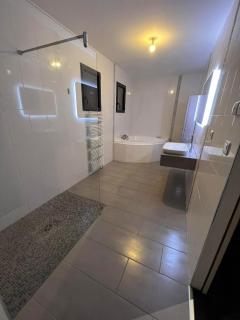 Un moment de détente en famille ou entre amis - 3