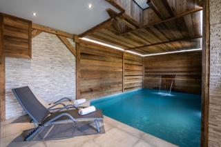 Chalet Bellevue, piscine intérieure, spa, vue lac - 0