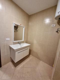 Modern apartment with a private specious roof - 3