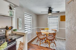 Cozy Home 4 Mi to YSU Campus Penguins Welcome! - 1