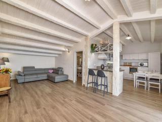 Apartment Appartement in Donnalucata mit Möblierter Terrasse und Meerblick by Interhome - 7