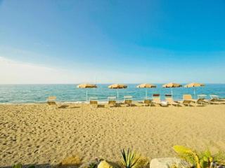 Apartment Wohnung mit Grill- Terrasse und Pool by Interhome - 4