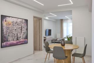 Urban Cozy Vibes 2bd Apt in Ilisia - 8