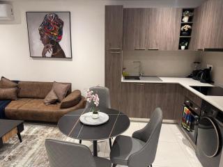 The Bantree Luxury Apartment - 9