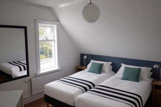 Refurinn Reykjavik Guesthouse - 1