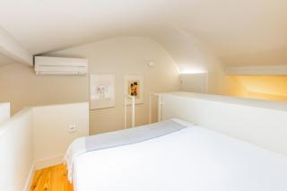 Oporto Loft with Mezzanine - 5