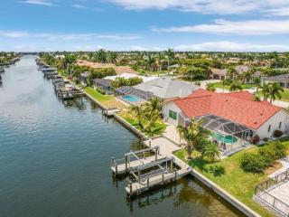 Holiday Home Tropical Palms - hier sind die Momente anders als sonst by Interhome - 9