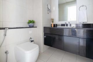 Frank Porter - Damac Ghalia - 1