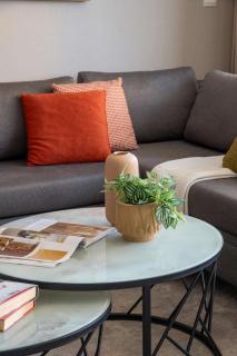 Frank Porter - DAMAC Tower 108 - 1BR - 5