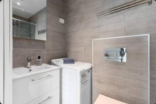 Quiet Studio in Oslo Center Queen Bed Rooftop - 9