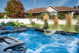 Riverhouse with Hot Tub, Grill, & Fire Pit near GLAC - 7