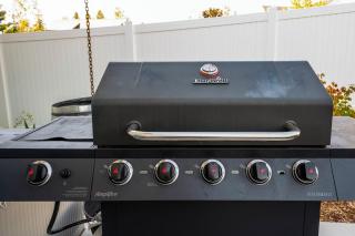Riverhouse with Hot Tub, Grill, & Fire Pit near GLAC - 5