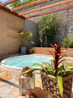 Casa com Jacuzzi Privativa Relaxamento Total em Águas de São Pedro - 0