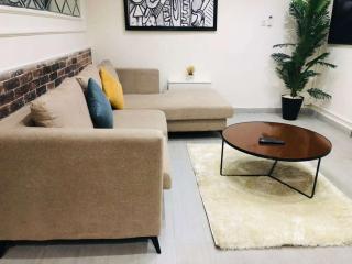 Orange Apartment - 6