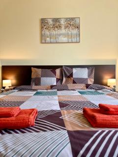 Gino's place 2 Home2Host - 8