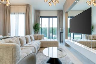 Nasma Luxury Stays - Opulent family escape in coastal community - 8