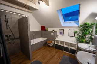 WORKATION WOLFSBURG I Corporate Housing I 10 min VW I modern newbuild I perfect for project teams I private parking I Invoice - 5