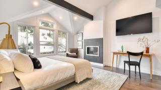 Webster by AvantStay Central Location w Hot Tub and Patio - 8