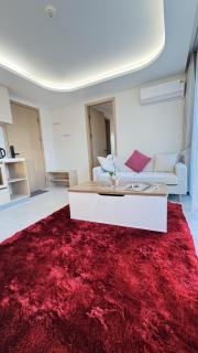 Kamala Beach 2BR Rooftop Pool, Gym and Workspace A704 - 3