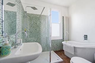 Family & Contractor Friendly Cosy Home SE13 - 4