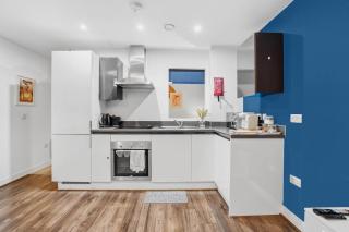 Stylish One Bedroom City Centre Aprt with Free Parking - 9