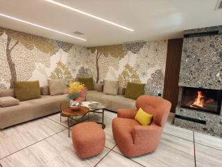 Sandy's Superior Suite - 8