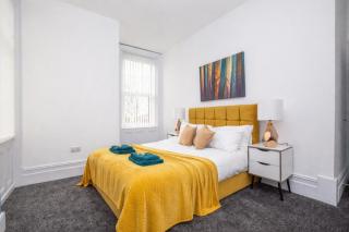 Blenheim by Alt-Stay Contractor Accommodation - 3 Bed Contractor Apartment With Parking, Wi-Fi & Full Kitchen - Ideal For Long stays - 5