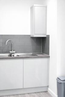 Work-Friendly 1-Bed Leicester - 2