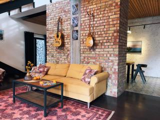 Alexa Mountain House - 2