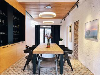 Alexa Mountain Homes - Two Villas - 9