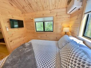 Cozy Coastal Cabin 1 - 5