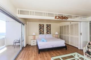 Ilikai Tower 1842 - 4