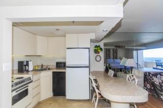 Ilikai Tower 1842 - 2