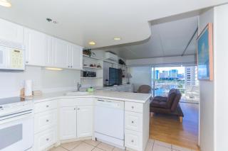 Ilikai Tower 839 - 7