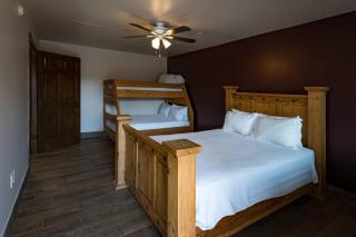 Bentwood Texas Bungalow #1 - 9