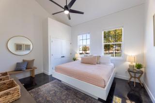 Eagles Landing - 6