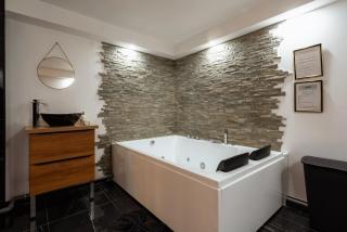 Le Qube Romantique by Prestige Home Living - sauna & balnéo 2 places - Montdidier - 9