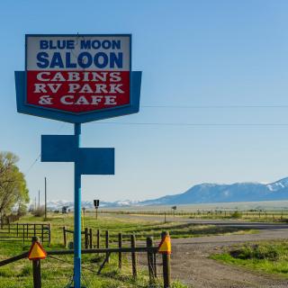 Blue Moon Saloon - Cameron - 3