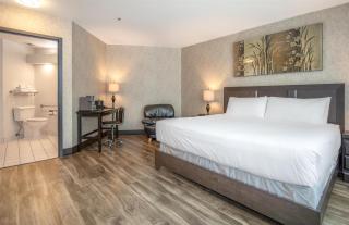 Coast Lonsdale Quay Hotel - 5