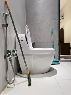 Exquisite Studio - Paragon, Near Airport, Lahore - 2